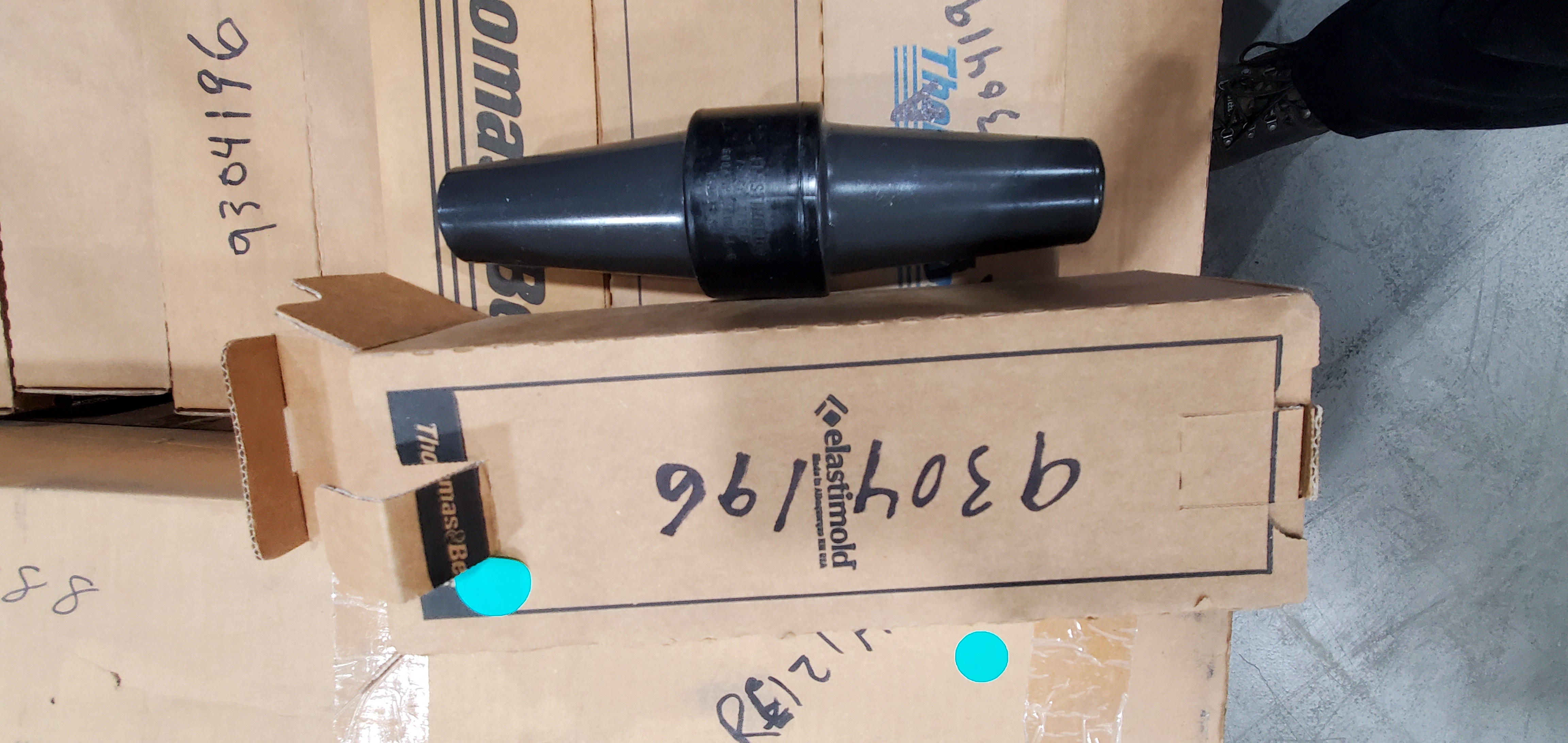 CONNECTOR, TERM PLG DBL END 35KV